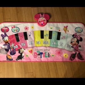 So fun Minnie Mouse piano mat